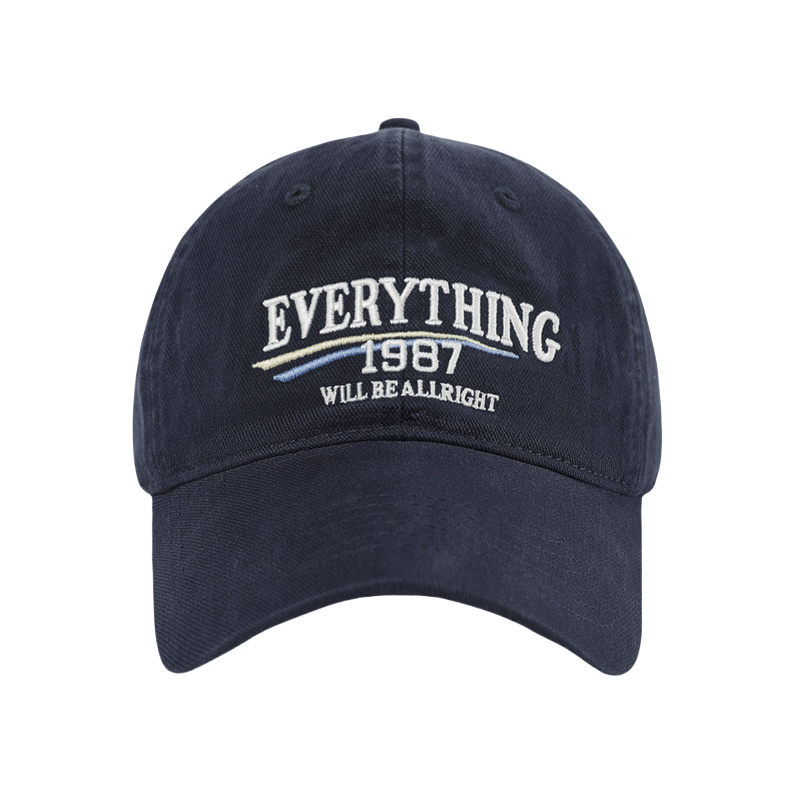 推荐商品：IIING 显脸小加宽美式软顶鸭舌帽