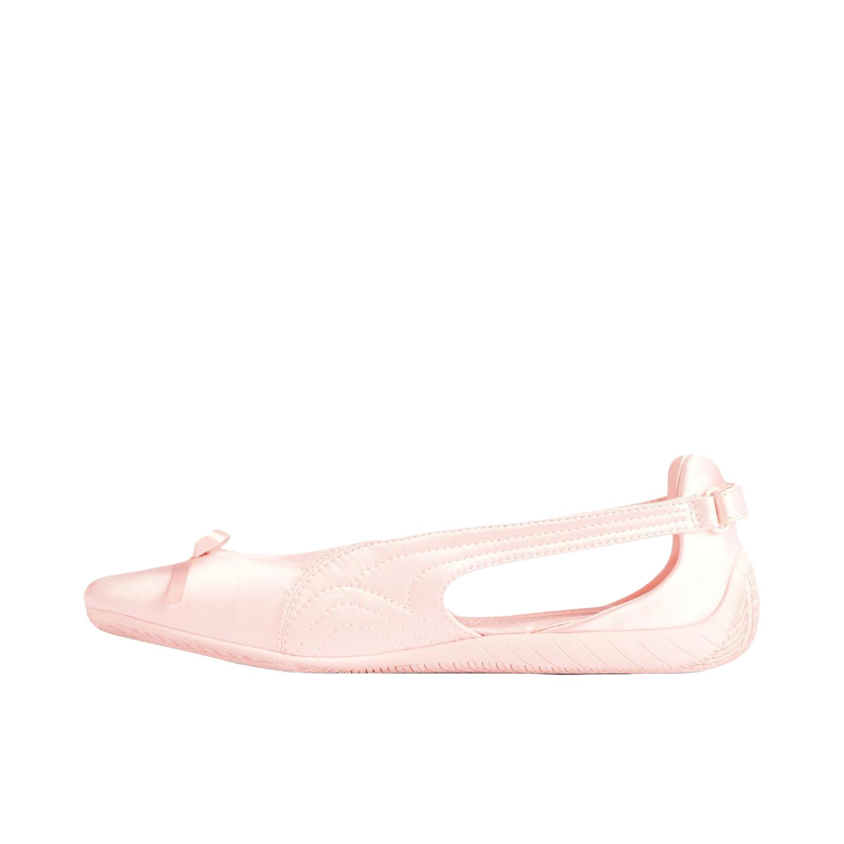 推荐商品：Balenciaga/巴黎世家 单鞋 圆头魔术贴休闲平跟 PUMA/彪马联名/粉色