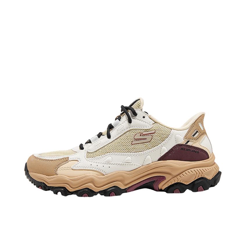 推荐商品：Skechers/斯凯奇 闪穿鞋 散步鞋 户外休闲鞋 舒适潮流百搭增高 云野2代 女款/自然色