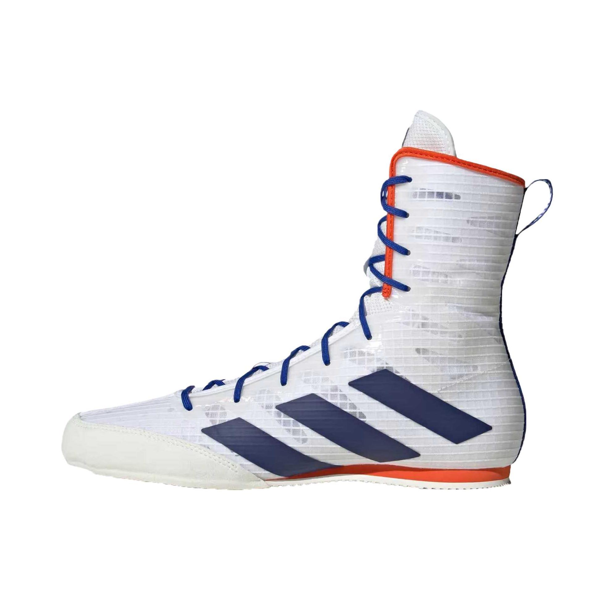 推荐商品：adidas Box Hog 4 防滑耐磨 轻便 中高帮 舒适百搭 训练鞋 云白/深蓝色/宝蓝色 