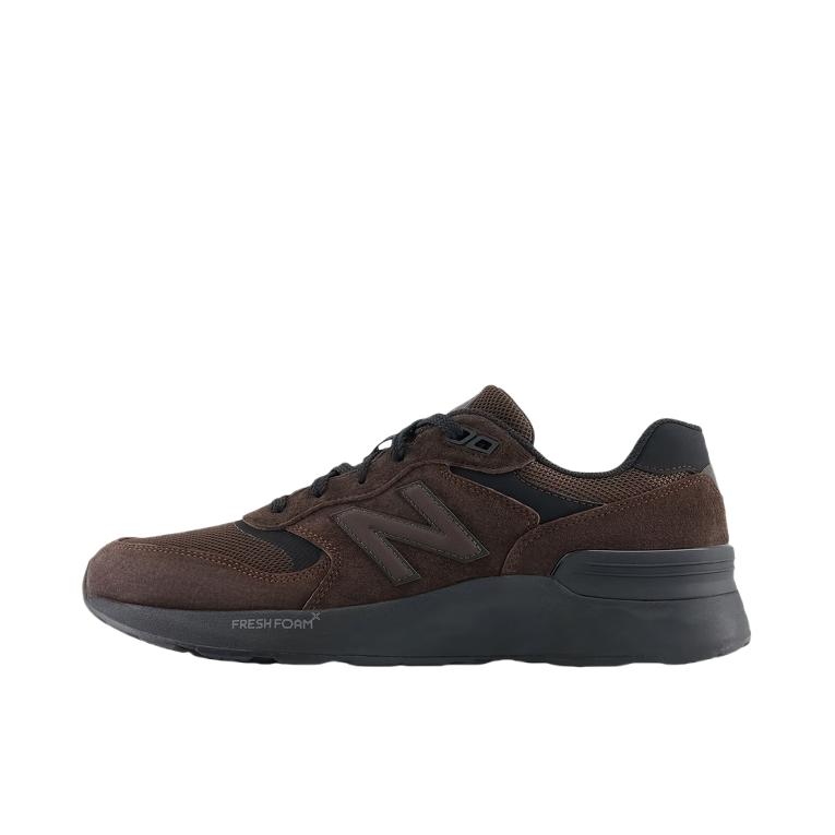 推荐商品：New Balance 880 v7 跑鞋 缓震透气休闲网面支撑慢跑鞋轻便防滑 棕色