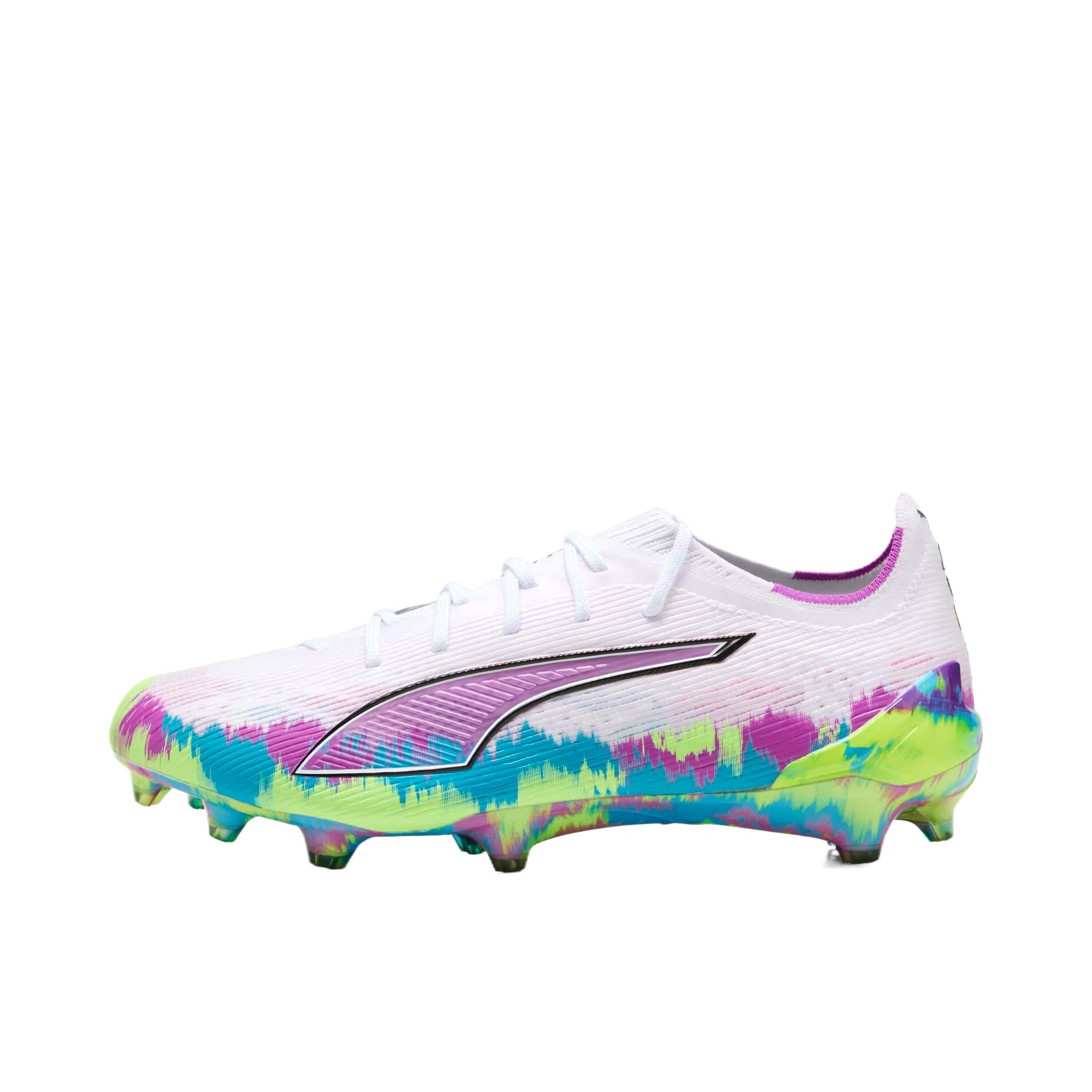 推荐商品：Puma/彪马 Ultra 6 Ultimate FG 足球鞋 胶质长钉柔软耐磨包裹性 女款/白色