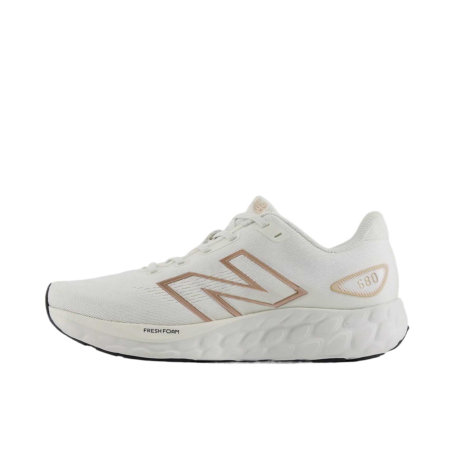 推荐商品：New Balance Fresh Foam 680v8 跑鞋 缓震透气系带圆头厚底防滑耐磨舒适回弹织物支撑 D宽/女款/镜灰海盐
