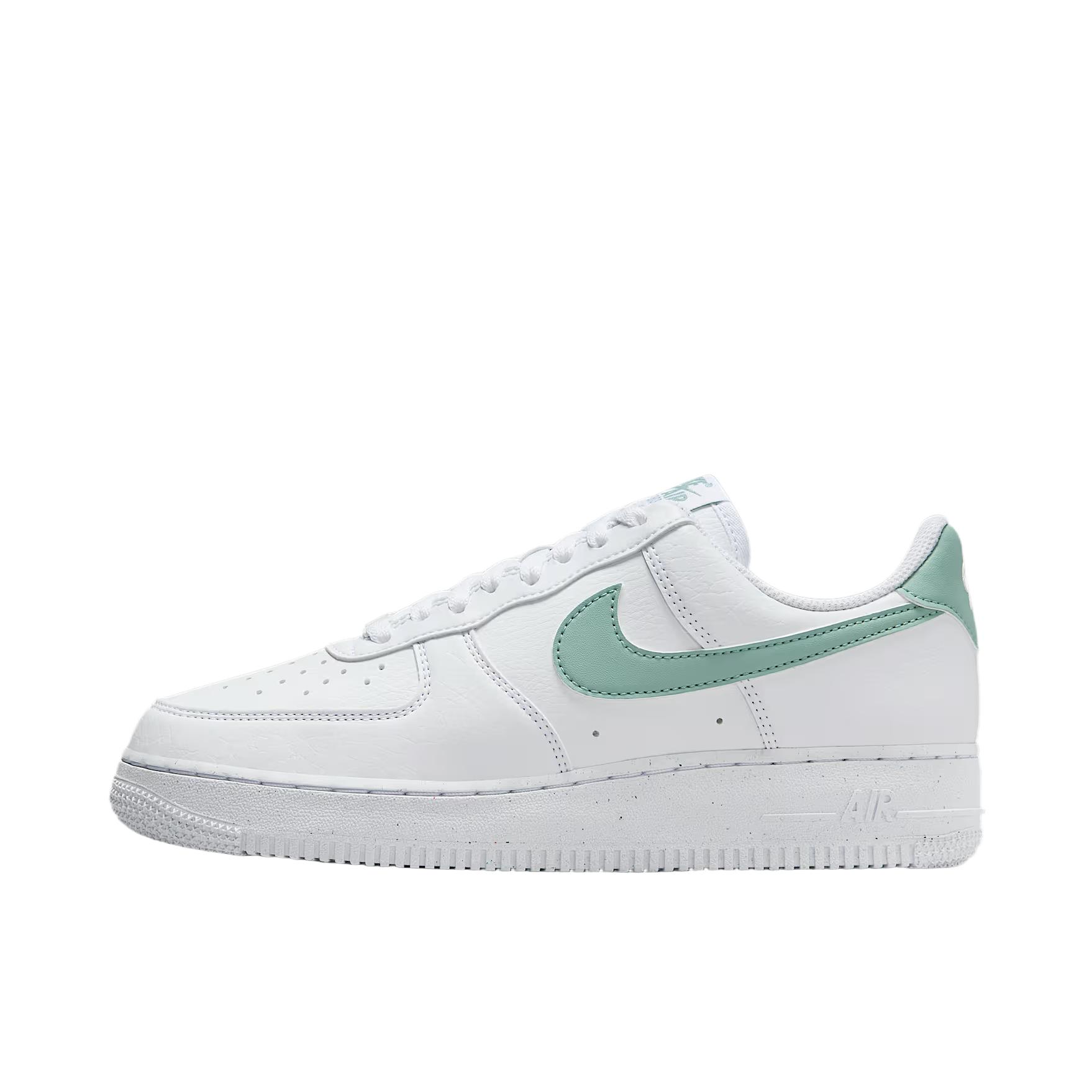 推荐商品：Nike Air Force 1 空军一号 板鞋 轻便舒适百搭耐磨防滑复古 女款/白色/浅绿色