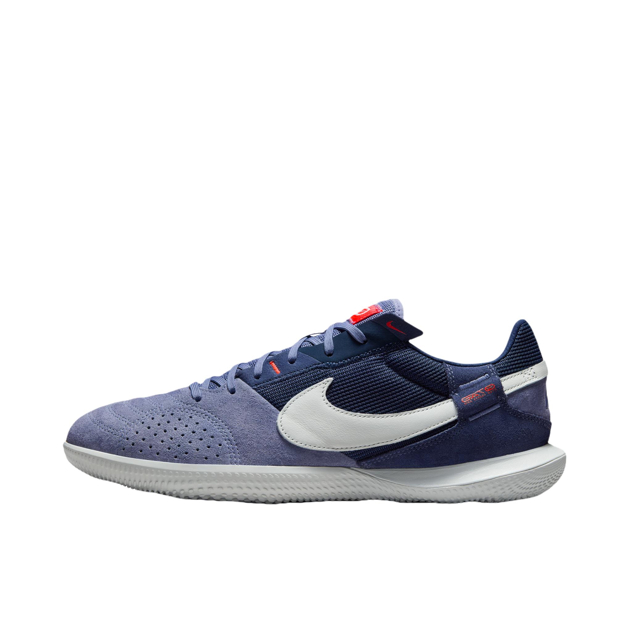 推荐商品：Nike Streetgato IC 平底 室内 耐穿圆头抓地 足球鞋 石板紫/山峰白/沙紫色