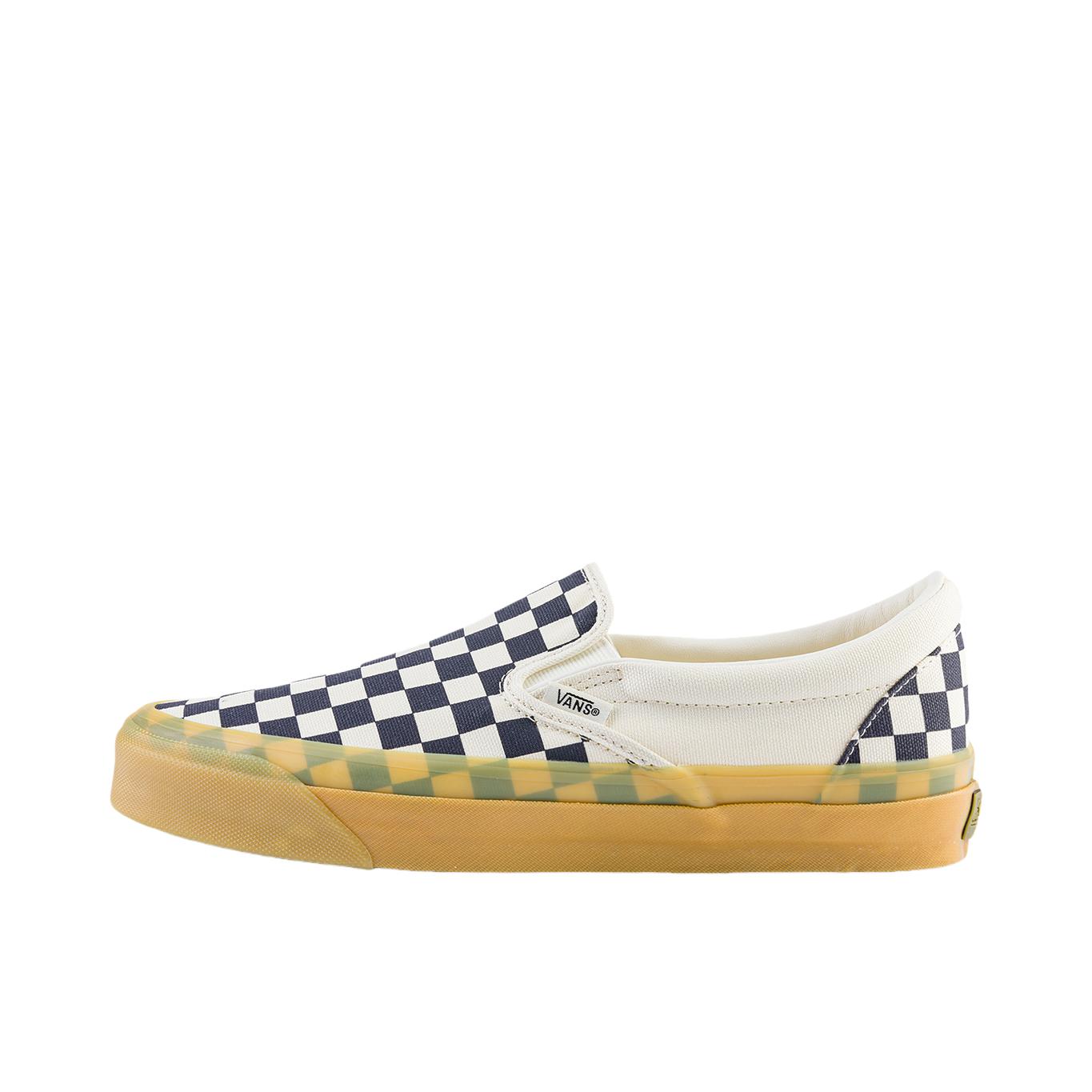 推荐商品：Vans/范斯 Classic Slip-on 防滑 简约 棋盘格 一脚蹬 百搭 休闲 帆布鞋 蓝色/白色/棋盘格/生胶色