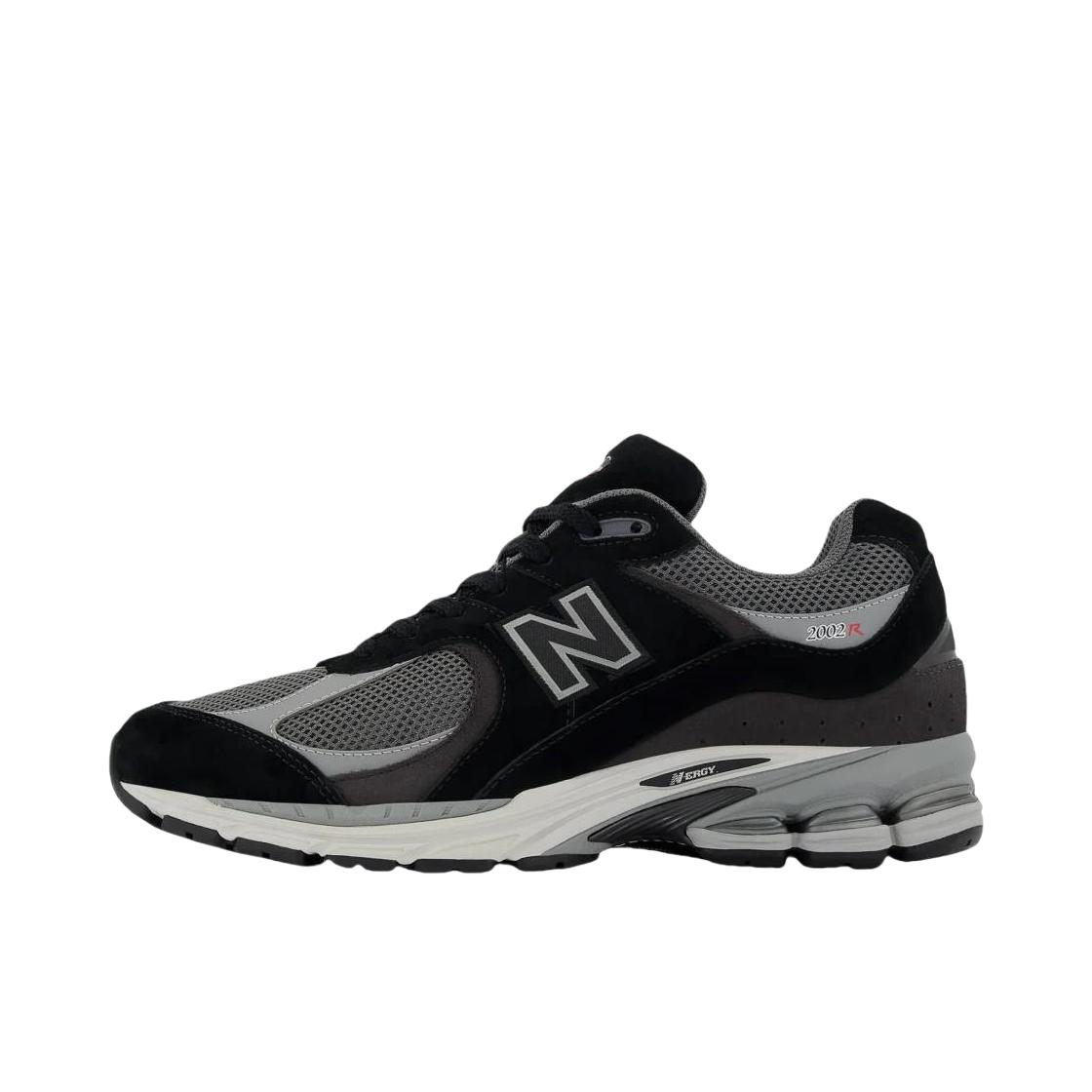 推荐商品：New Balance 2002R 跑鞋 缓震防滑耐磨透气复古拼接防水气垫慢跑支撑 D宽/深黑色/灰色