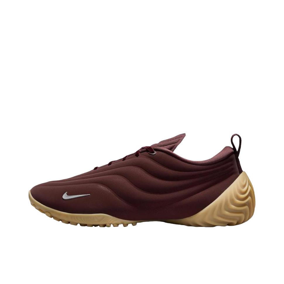 推荐商品：Nike Astra Ultra 跑鞋 百搭舒适耐磨低帮休闲 酒红色/浅棕色 