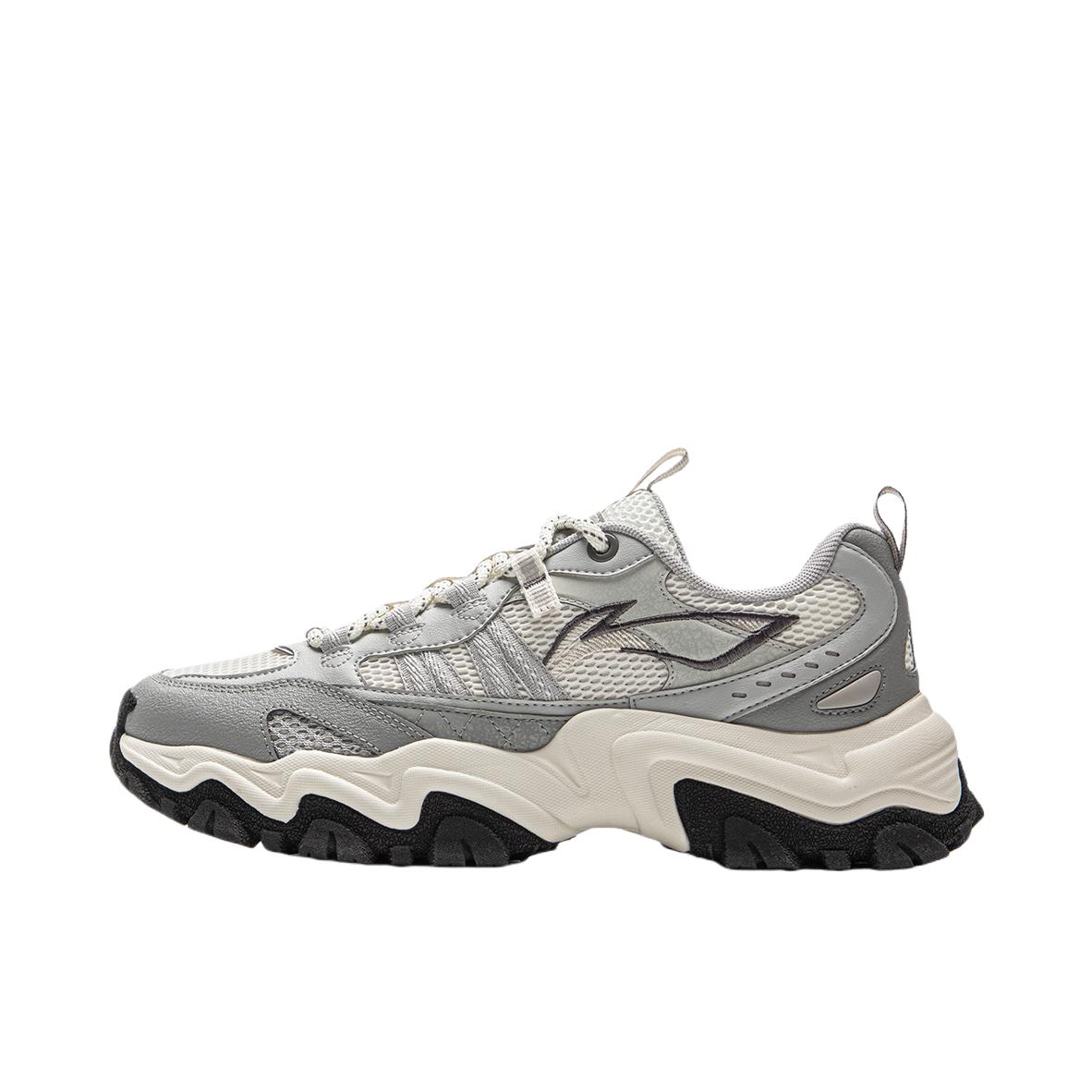 推荐商品：李宁 山行 运动休闲鞋 老爹鞋 百搭增高低帮舒适 水晶灰/乳白色