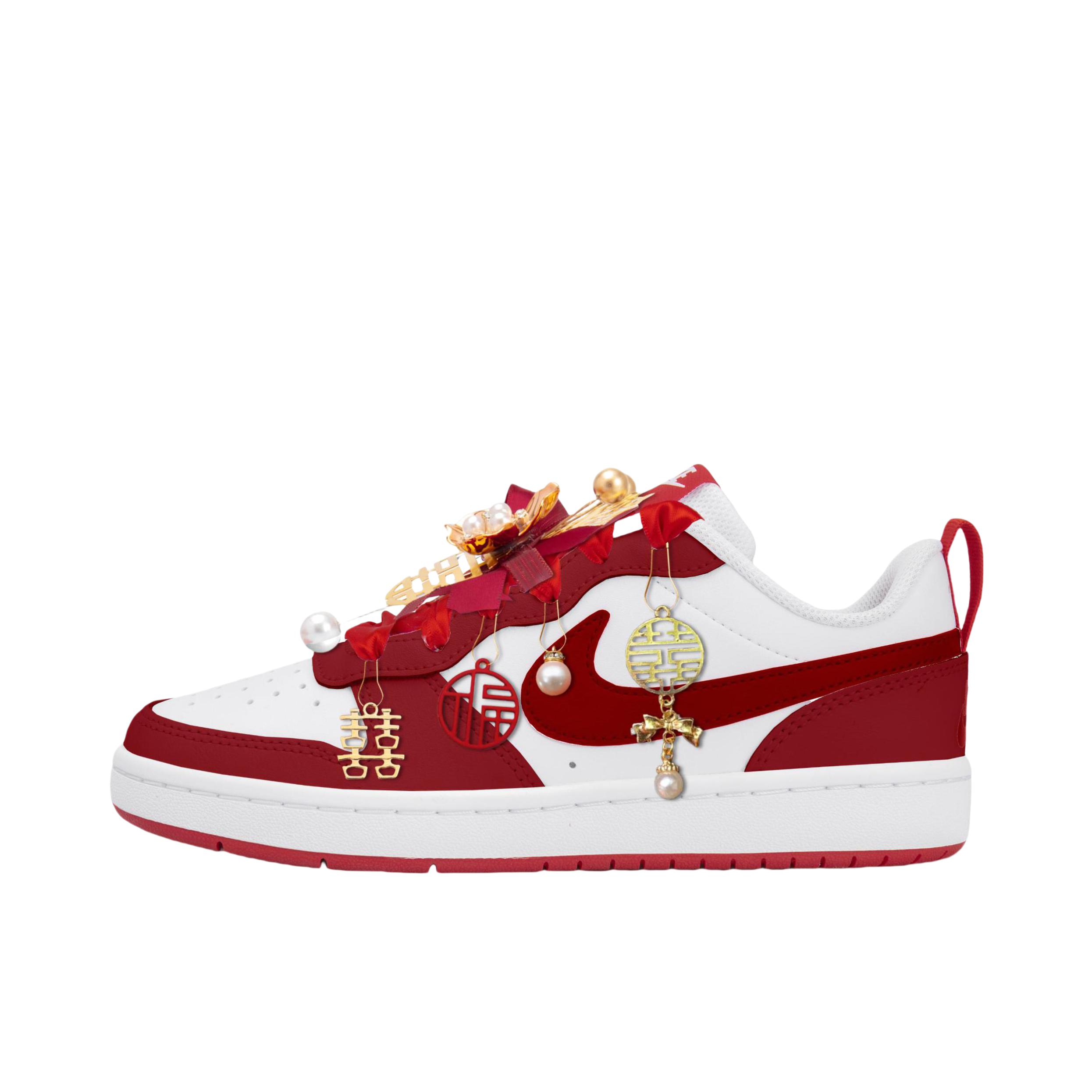 推荐商品：【定制球鞋】 Nike Court Borough 2 板鞋 包裹性增高减龄解构风合成革美式防滑复古轻便 女款/欢喜满心