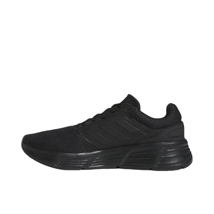 推荐商品：adidas Galaxy 6 跑鞋 缓震回弹防滑耐磨网面透气轻便复古随心畅跑支撑 男款/黑色