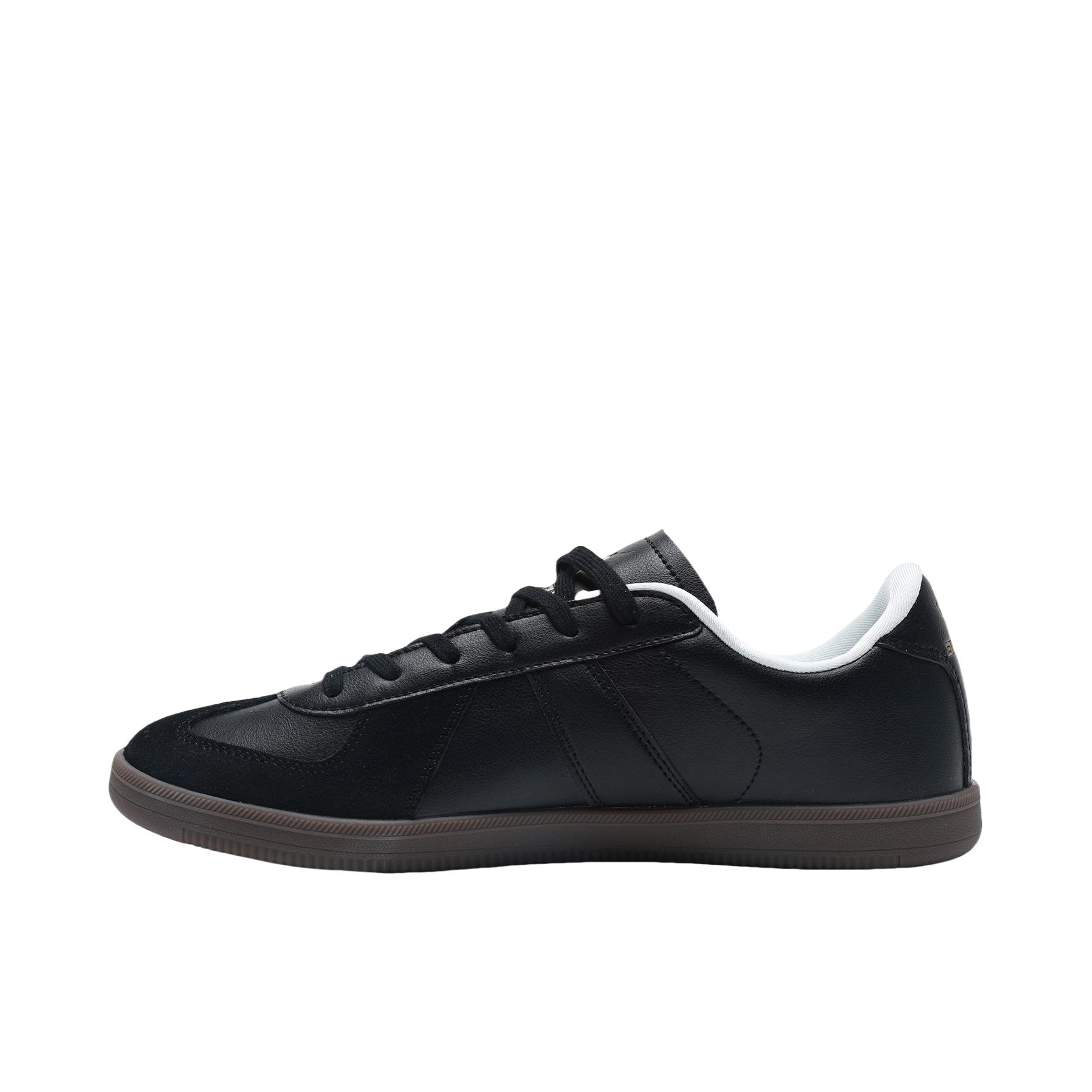 推荐商品：KELME/卡尔美 德训鞋 板鞋 街头百搭薄底复古 9537XX5340 黑色