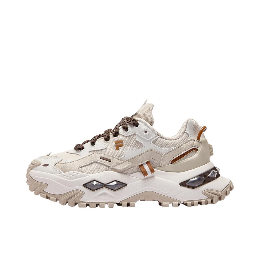 推荐商品：FILA/斐乐 Bianco 硬糖 厚底 防滑耐磨 减震透气 增高鞋 老爹鞋 女款/雪白/泡芙粉