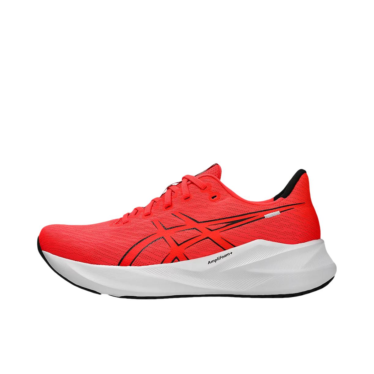 推荐商品：Asics/亚瑟士 VERSABLAST 4 跑鞋 耐磨低帮系带厚底圆头 闪光红