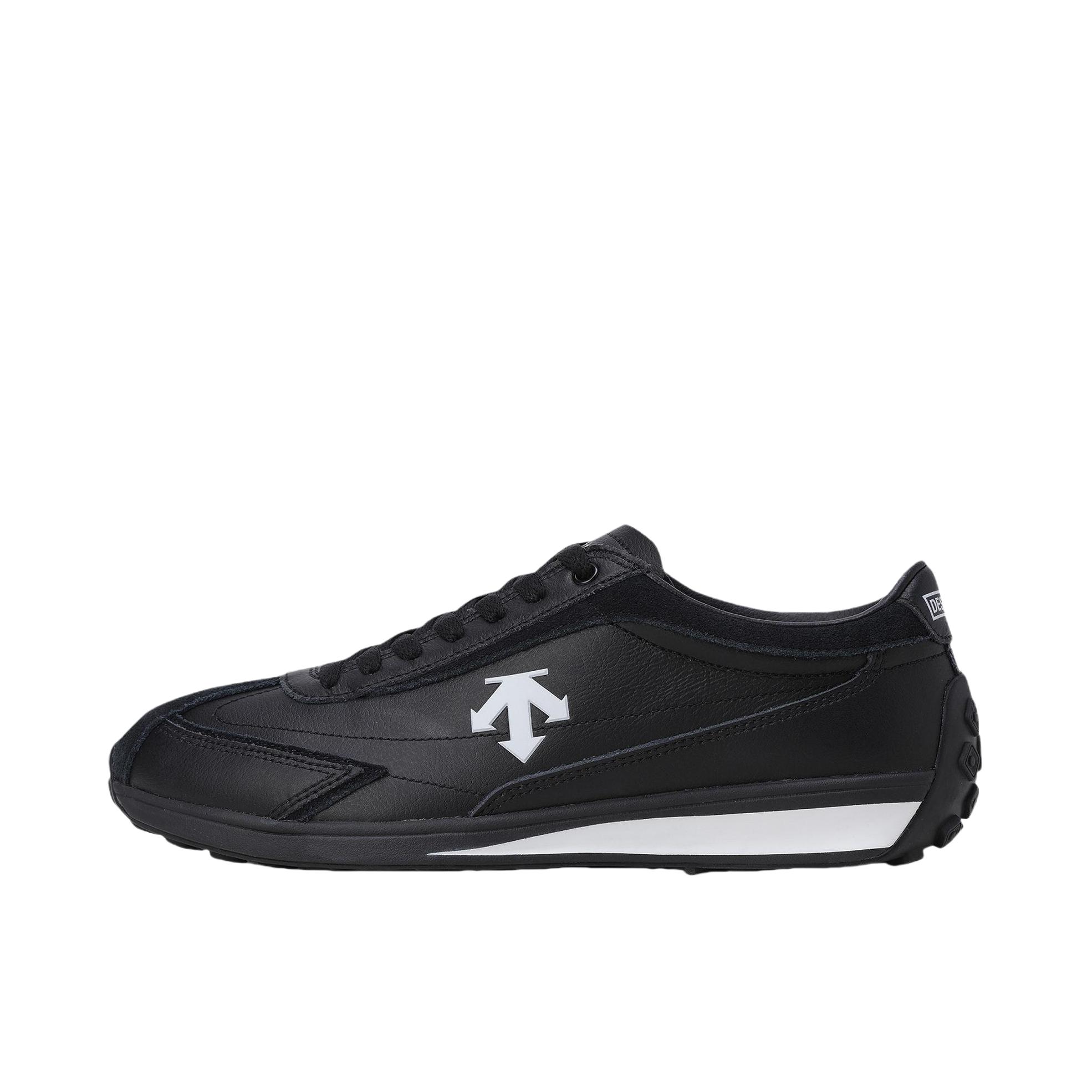 推荐商品：DESCENTE/迪桑特 Cron Racer 透气 耐磨 系带 圆头 复古风 运动休闲鞋 SP123LCR18-BKWH 黑色 