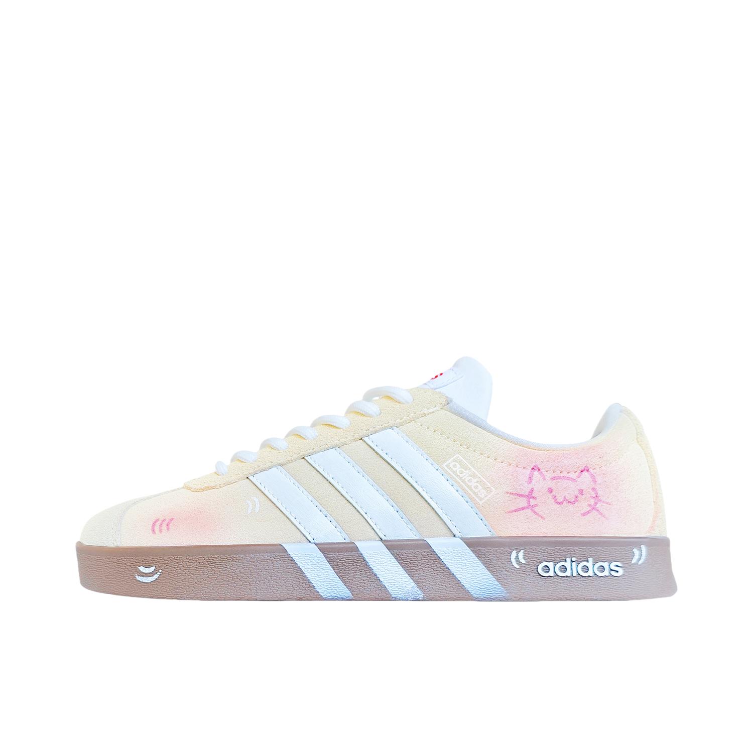 推荐商品：【定制球鞋】Adidas neo VL Court 2.0 德训鞋 板鞋 复古轻便耐磨芭蕾风甜美文艺抗冲击性防水 粉糯奶猫