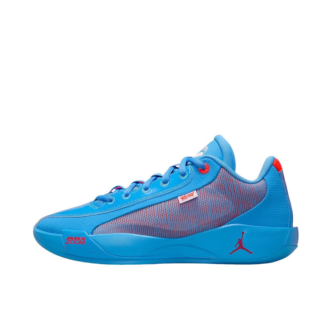 推荐商品：Jordan LUKA .77 东契奇 篮球鞋 低帮透气贴合耐用平跟支撑 蓝色/红色
