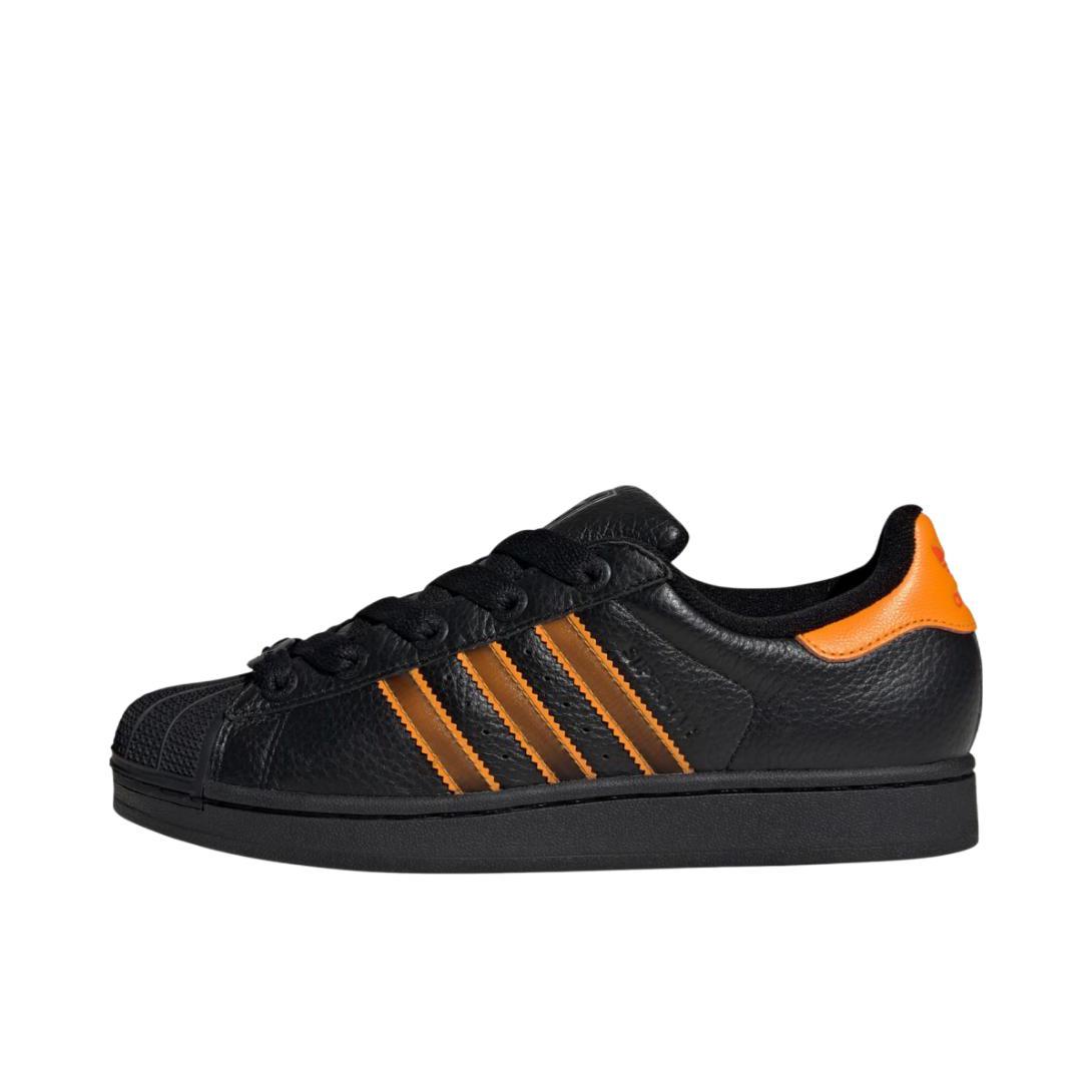 推荐商品：【宋雨琦同款】 adidas Originals Superstar 板鞋 轻便贝壳头薄底舒适百搭耐磨复古 女款/黑色/橙色