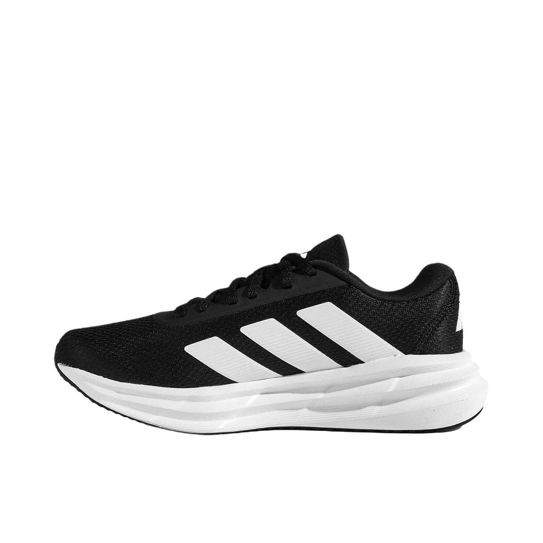 推荐商品：adidas Galaxy 7 跑鞋 防滑耐磨网面透气缓震回弹轻便舒适百搭支撑排汗贴合 黑色/云白色