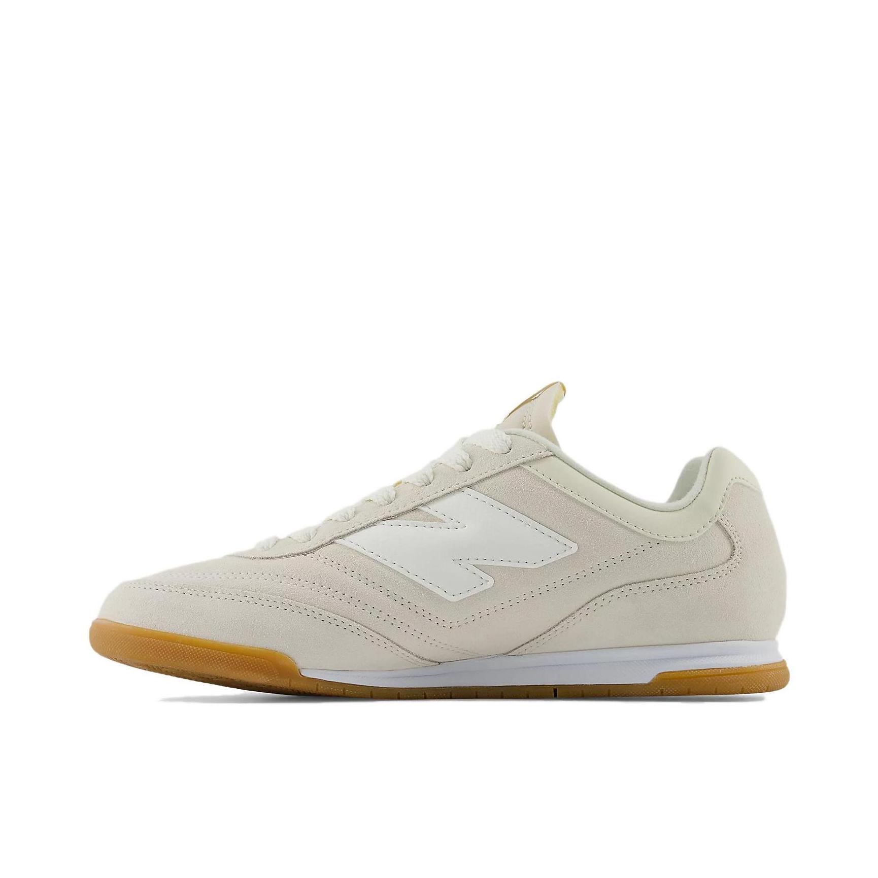 推荐商品：New Balance RC42 薄底 耐磨平底 防滑减震 简约百搭 复古 阿甘鞋 运动休闲鞋 灰白色