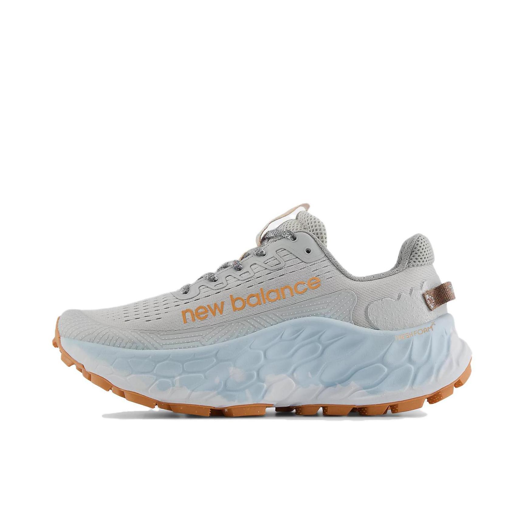 推荐商品：New Balance Fresh Foam X Trail More v3 跑鞋 减震防滑耐磨透气稳定织物马拉松耐用 女款/宽版/灰色/白色
