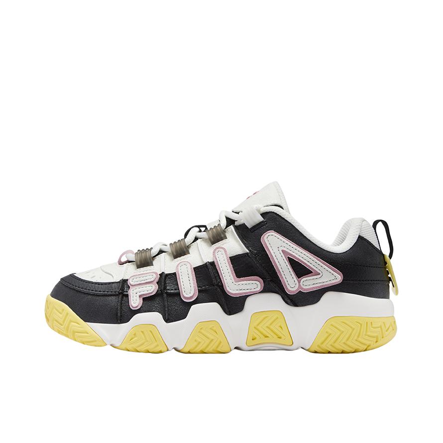 推荐商品：FILA/斐乐 Barricade 时尚复古 潮流百搭 防滑耐磨 防水 织物 合成革 运动休闲鞋 T12M333201 女款/黑色/雪白色