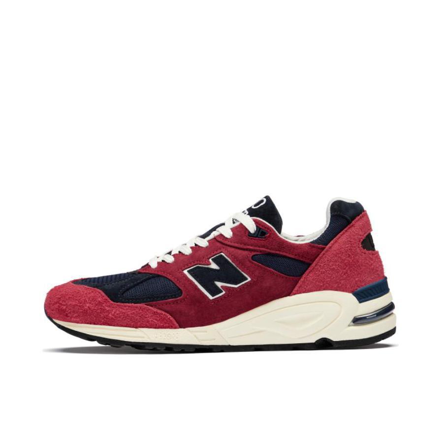 推荐商品：New Balance 990 V2 跑鞋 人造革防滑耐磨抗冲击织物网布透气减震复古包裹性 V2/酒红/藏青