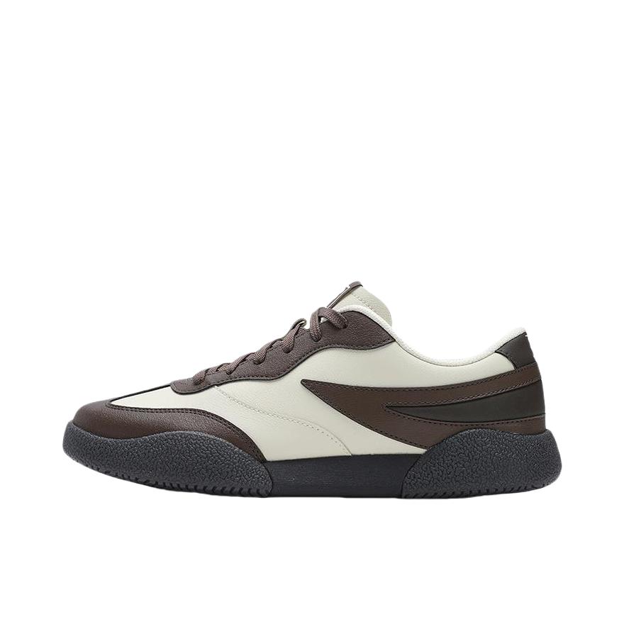 推荐商品：【易烊千玺同款】FILA/斐乐 PENGUIN 复古 低帮 系带 板鞋 男款/冻露黄/玻璃棕色