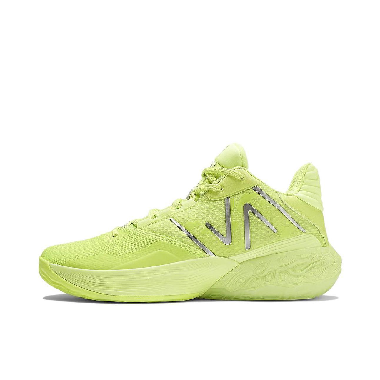 推荐商品：New Balance Two Wxy V4 篮球鞋 防滑耐磨圆头轻便时尚 荧光绿