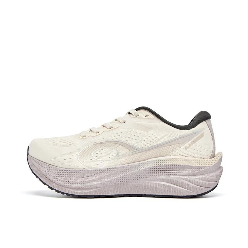 推荐商品：乔丹体育 领航600 跑鞋 慢跑全掌橡胶缓震稳定支撑轻便透气回弹防风 女款/云岚