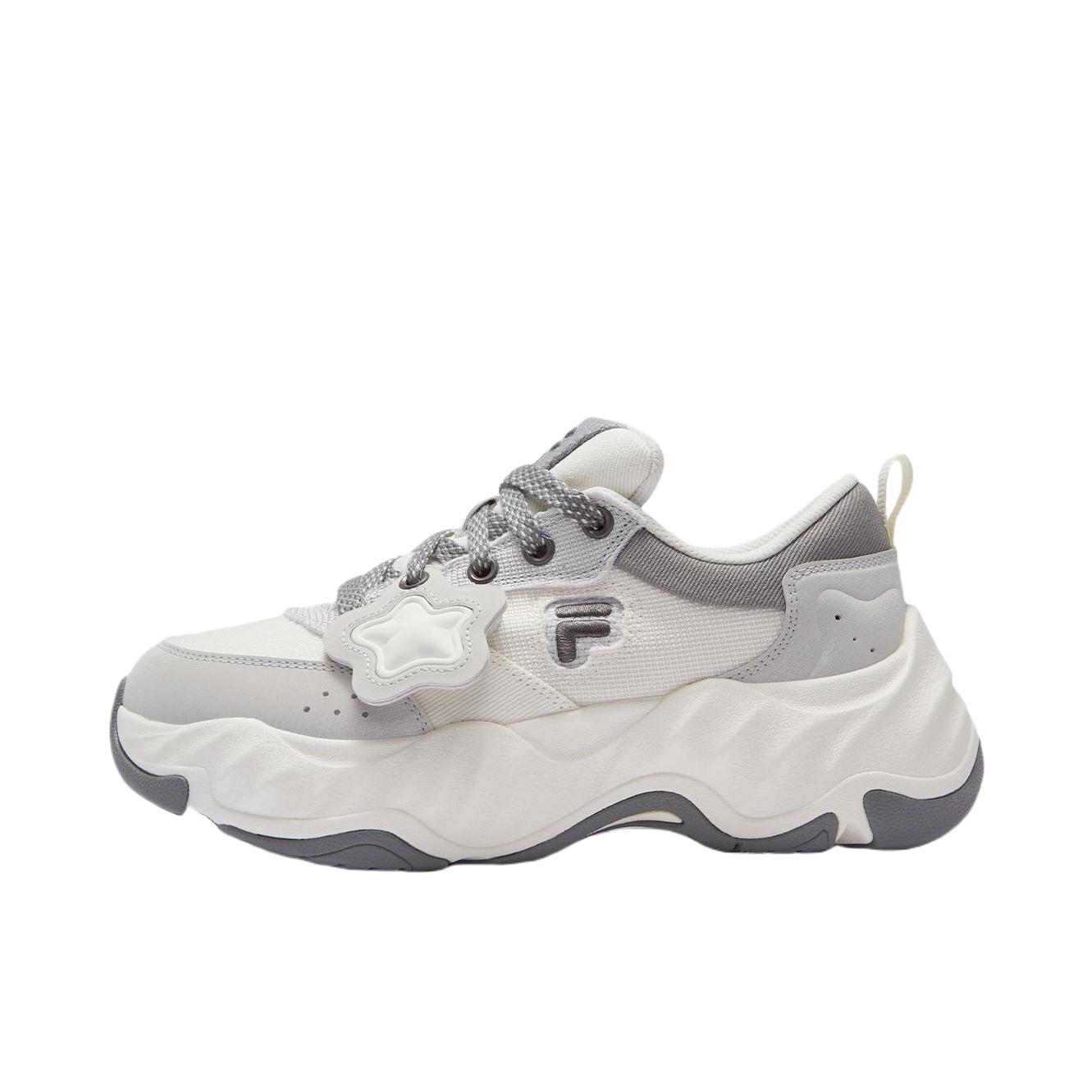 推荐商品：FILA/斐乐  STARFISH II 海星2代  厚底 防滑耐磨 织物透气 时尚百搭  增高鞋  老爹鞋 女款/雪白/南极灰
