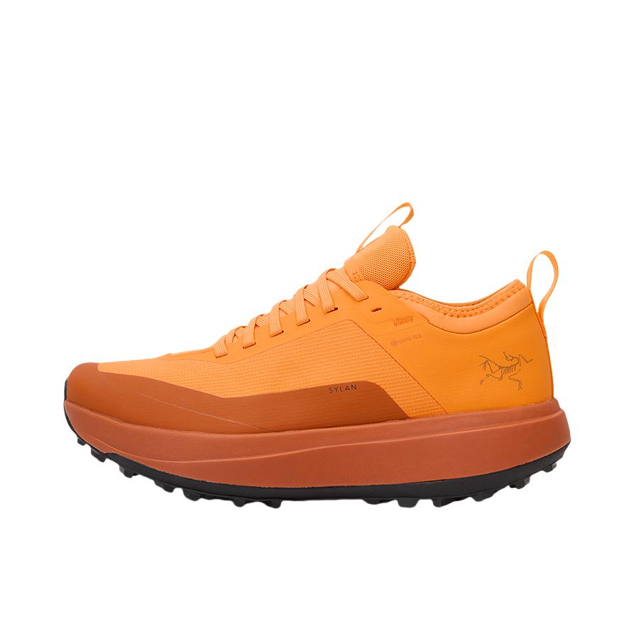 推荐商品：Arc'teryx/始祖鸟 Sylan 户外鞋 越野跑鞋 防滑耐磨减震防水轻便回弹 明焰橙/深古铜橙