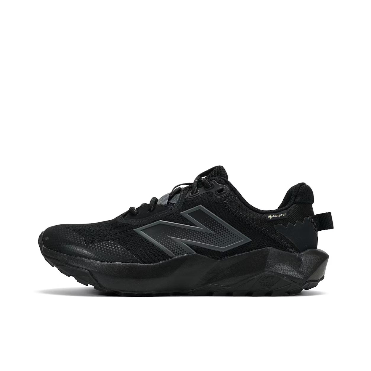 推荐商品：New Balance DynaSoft Nitrel v6 跑鞋 防滑耐磨低帮贴合支撑 B宽/黑色 