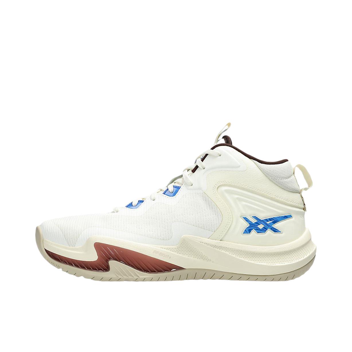 推荐商品：Asics/亚瑟士 NOVA SURGE 3 PARIS 轻量 防滑 橡胶 中帮 篮球鞋 乳白色