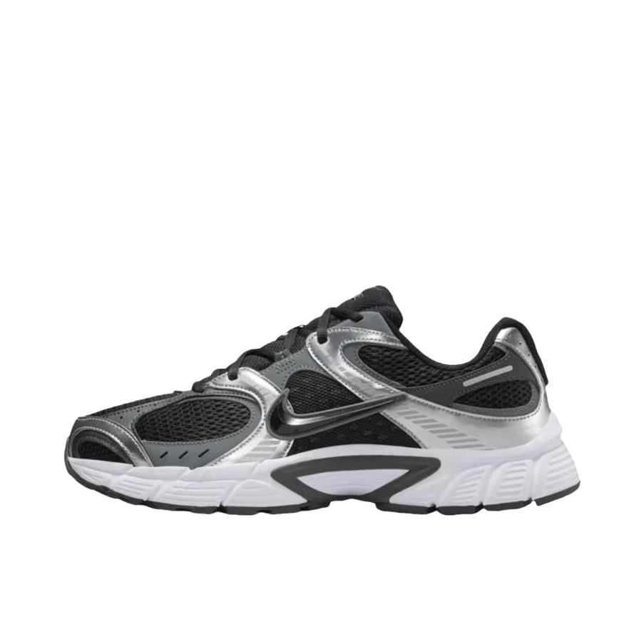 推荐商品：Nike V5 RNR 跑鞋 复古防滑耐磨透气低帮舒适百搭支撑轻便训练抓地贴合圆头 银色/黑色