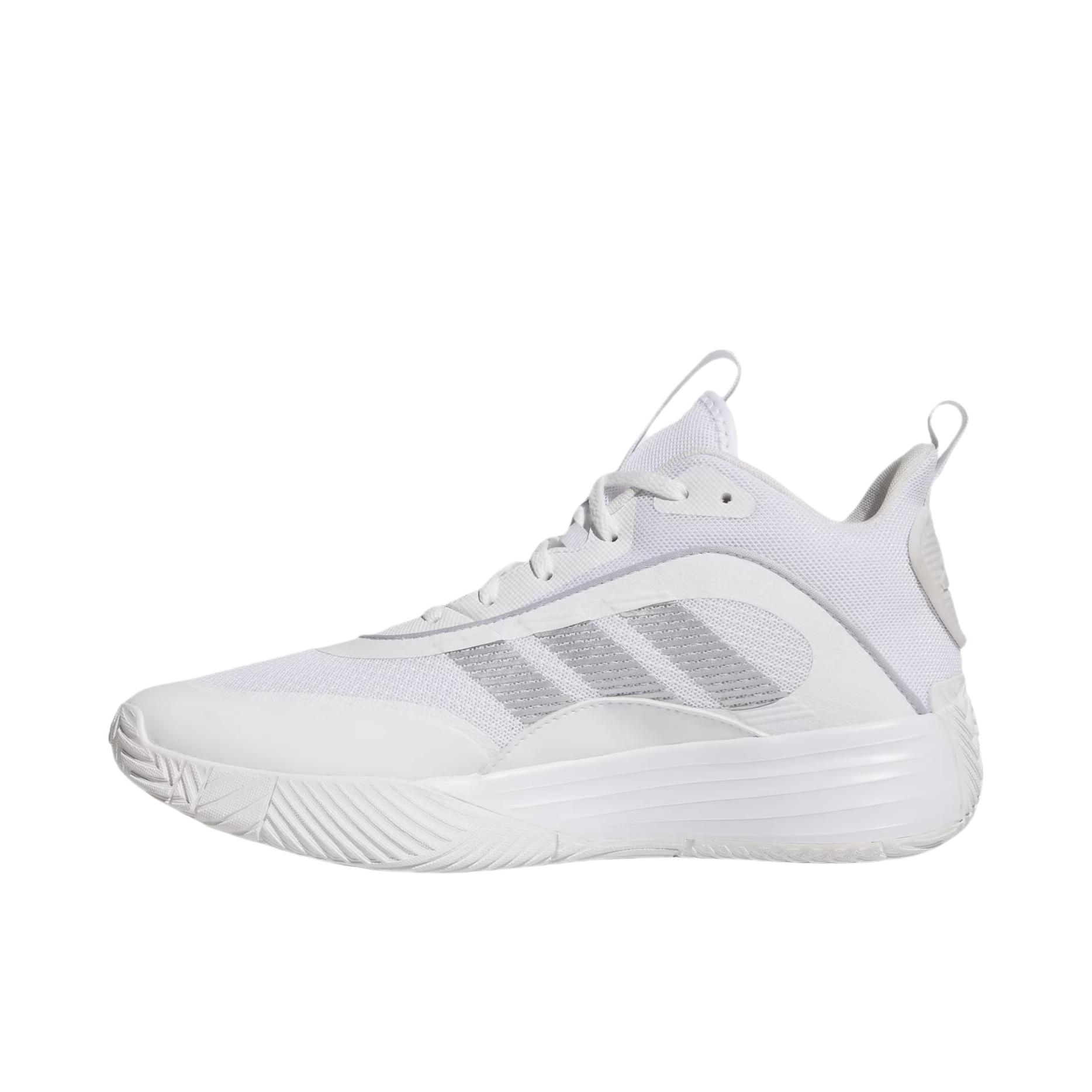 推荐商品：adidas OwnTheGame 3 篮球鞋 舒适透气防滑耐磨轻便轻感 白色/金属银/浅灰色 