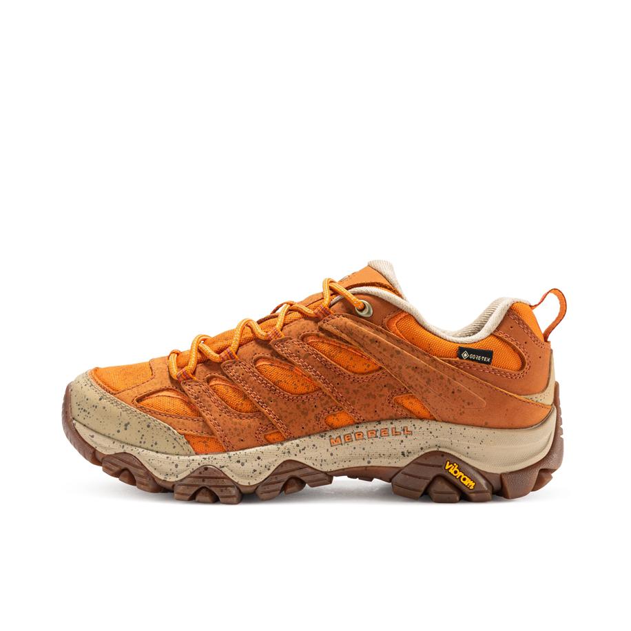 推荐商品：Merrell/迈乐 MOAB 3 低帮 登山鞋 户外休闲鞋 织物防滑耐磨透气轻量缓震包裹性抓地 橙色/白色