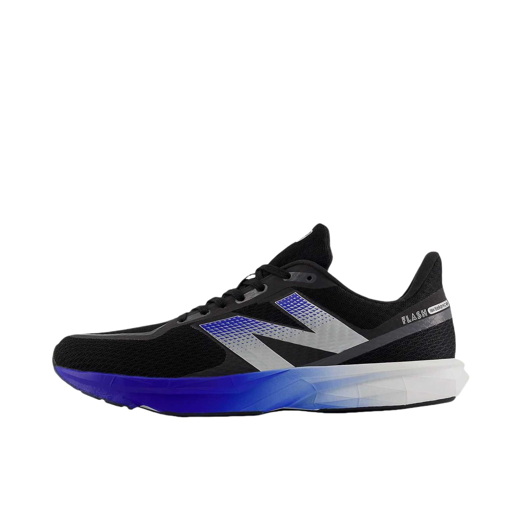 推荐商品：New Balance DynaSoft Flash v7 跑鞋 防滑低帮圆头休闲贴合 D宽/黑色/蓝色