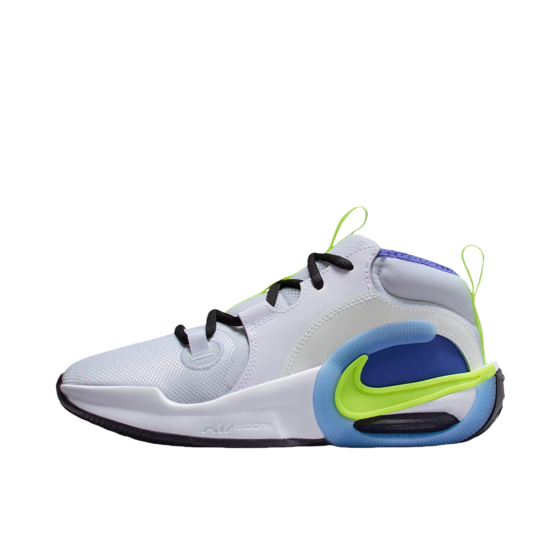 推荐商品：Nike Air Zoom Crossover 2 网面透气 防水轻便 舒适缓震 防滑耐磨 织物 合成革 篮球鞋 大童/白色/黑色/波斯紫/荧光黄 