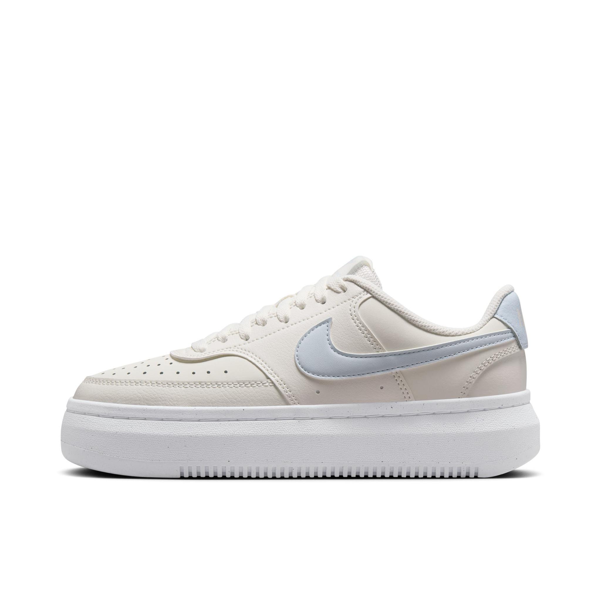 推荐商品：Nike Court Vision 1 Alta 板鞋 缓震舒适轻便耐磨厚底增高 帆白色/紫蓝色/白色