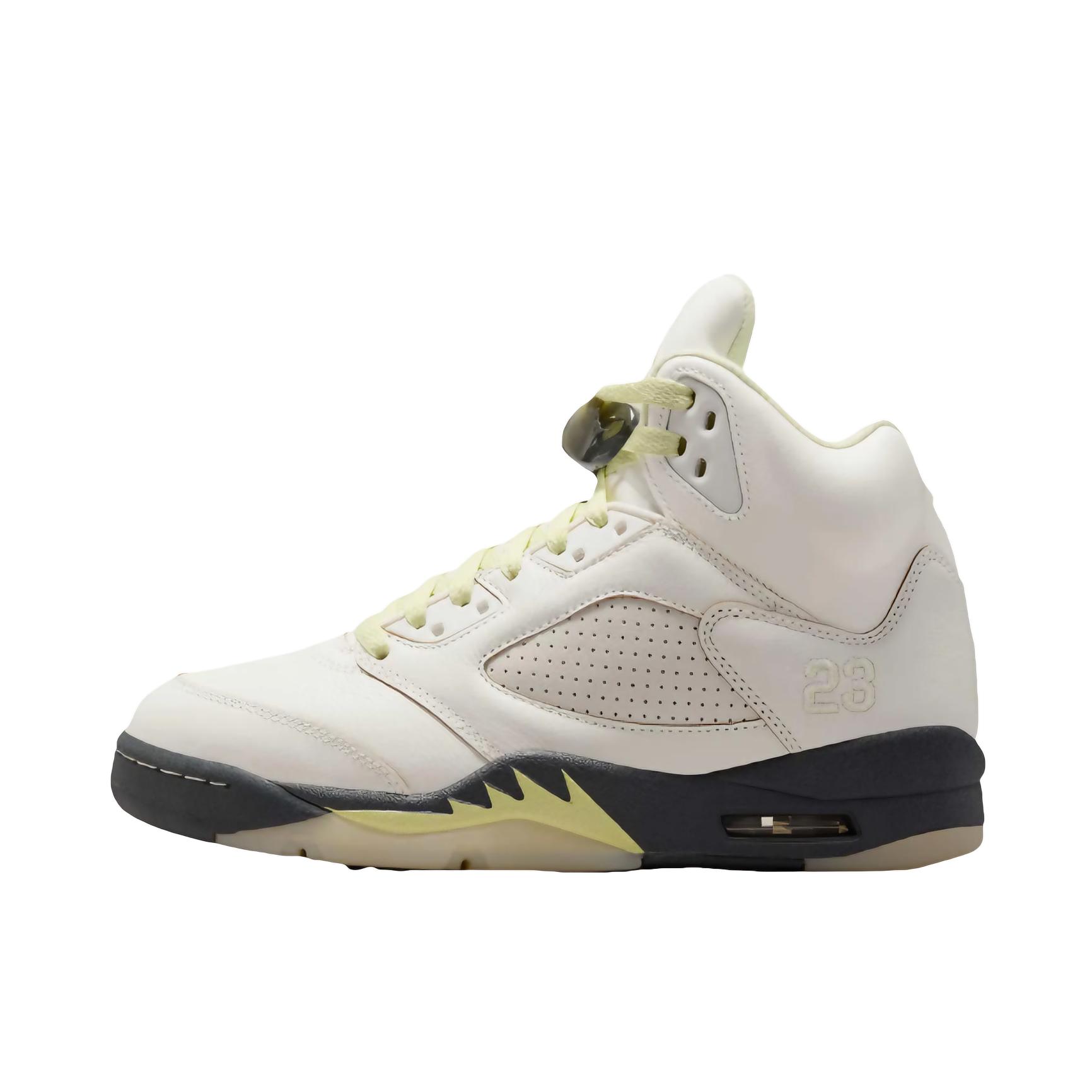 推荐商品：Air Jordan 5 运动休闲鞋 复古潮流透气防滑耐磨缓震实战支撑包裹性 米色