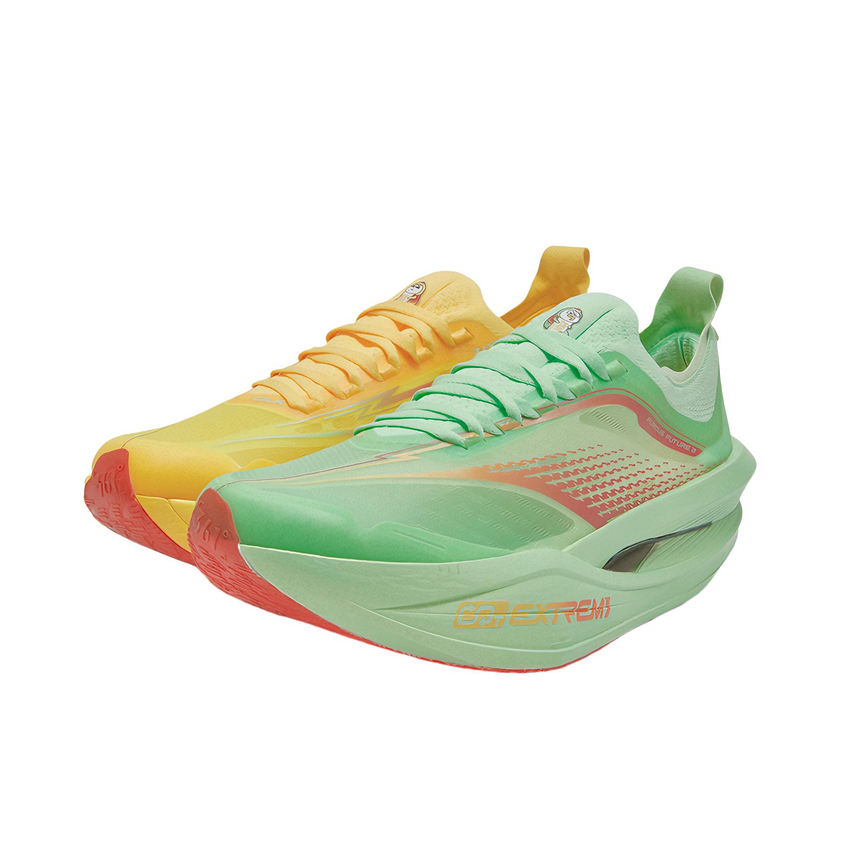 推荐商品：361度 飞飚Future 2.0 跑鞋 碳板防滑耐磨减震回弹透气马拉松竞速短跑运功全掌训练体测长跑网面鞋 鸳鸯款/小刘鸭