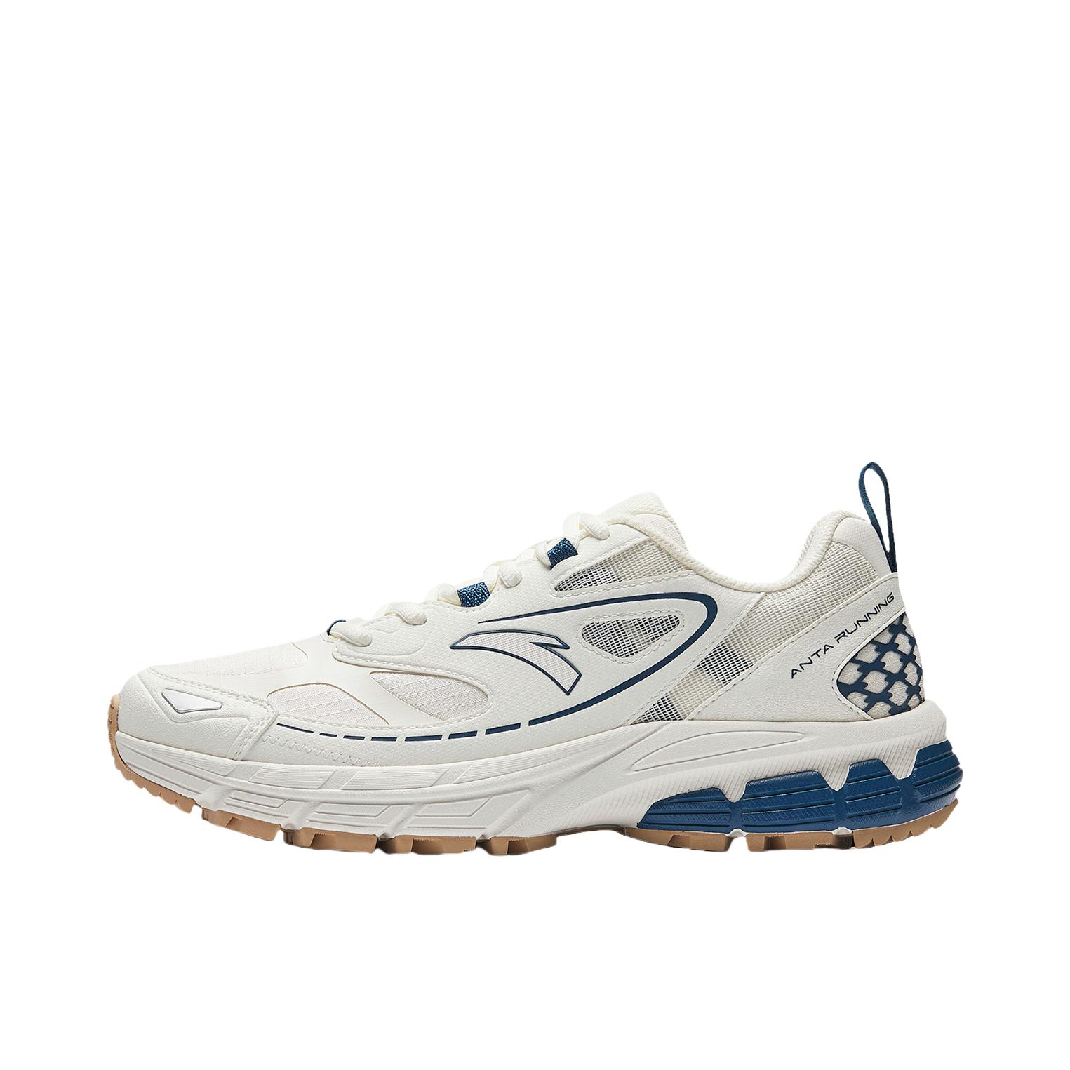 推荐商品：安踏 AT2007 跑鞋 复古公路系带革网拼接回弹轻户外缓震防泼水 男款/象牙白