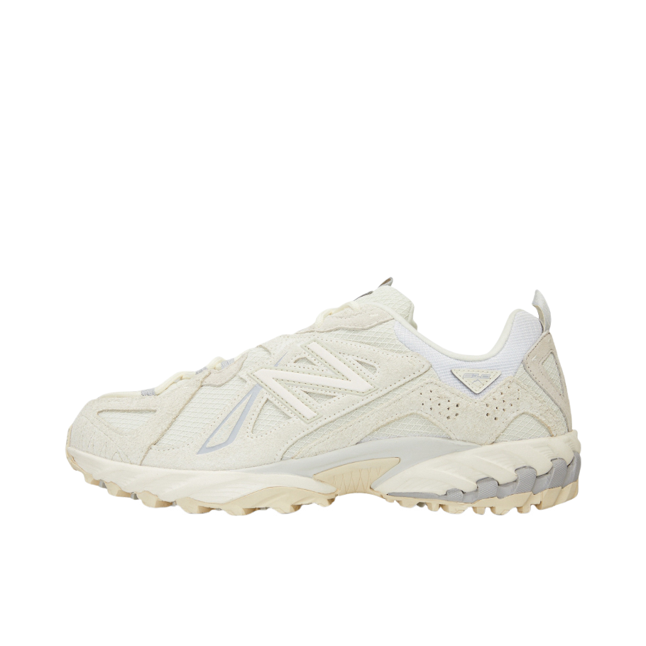 推荐商品：New Balance 610 跑鞋 机能透气防滑耐磨复古百搭简约舒适低帮户外功能鞋圆头 米白/白色