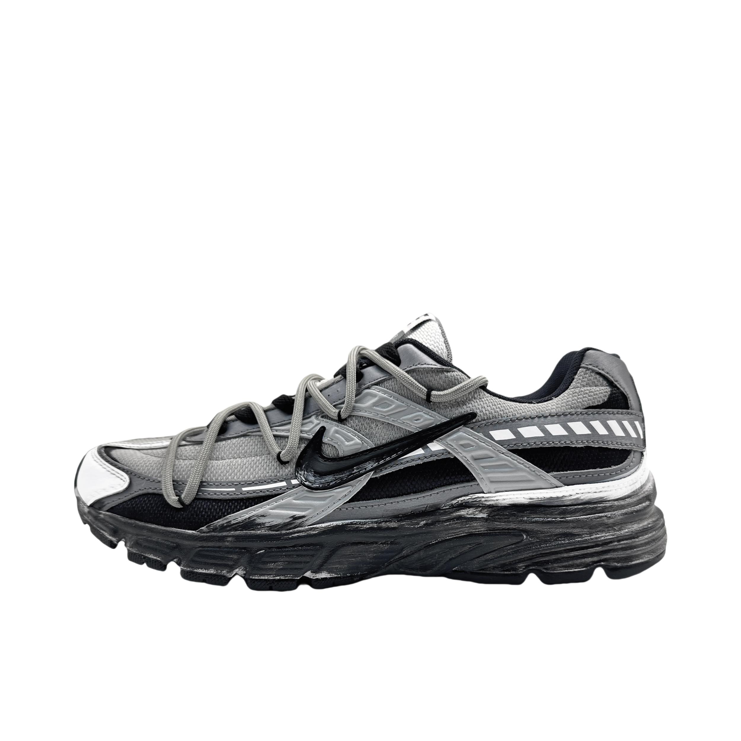 推荐商品：【定制球鞋】 Nike Initiator 跑鞋 做旧机能减震轻便网布透气防滑耐磨织物舒适支撑合成革休闲百搭 月球足迹