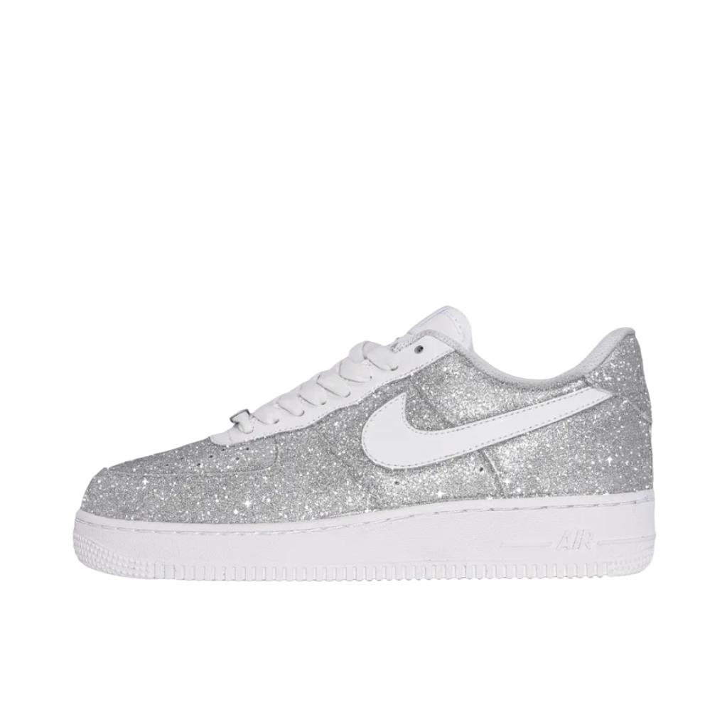 推荐商品：【定制款】 Nike Air Force 1 板鞋 防滑减震耐磨低帮增高 白色/银色/满天星