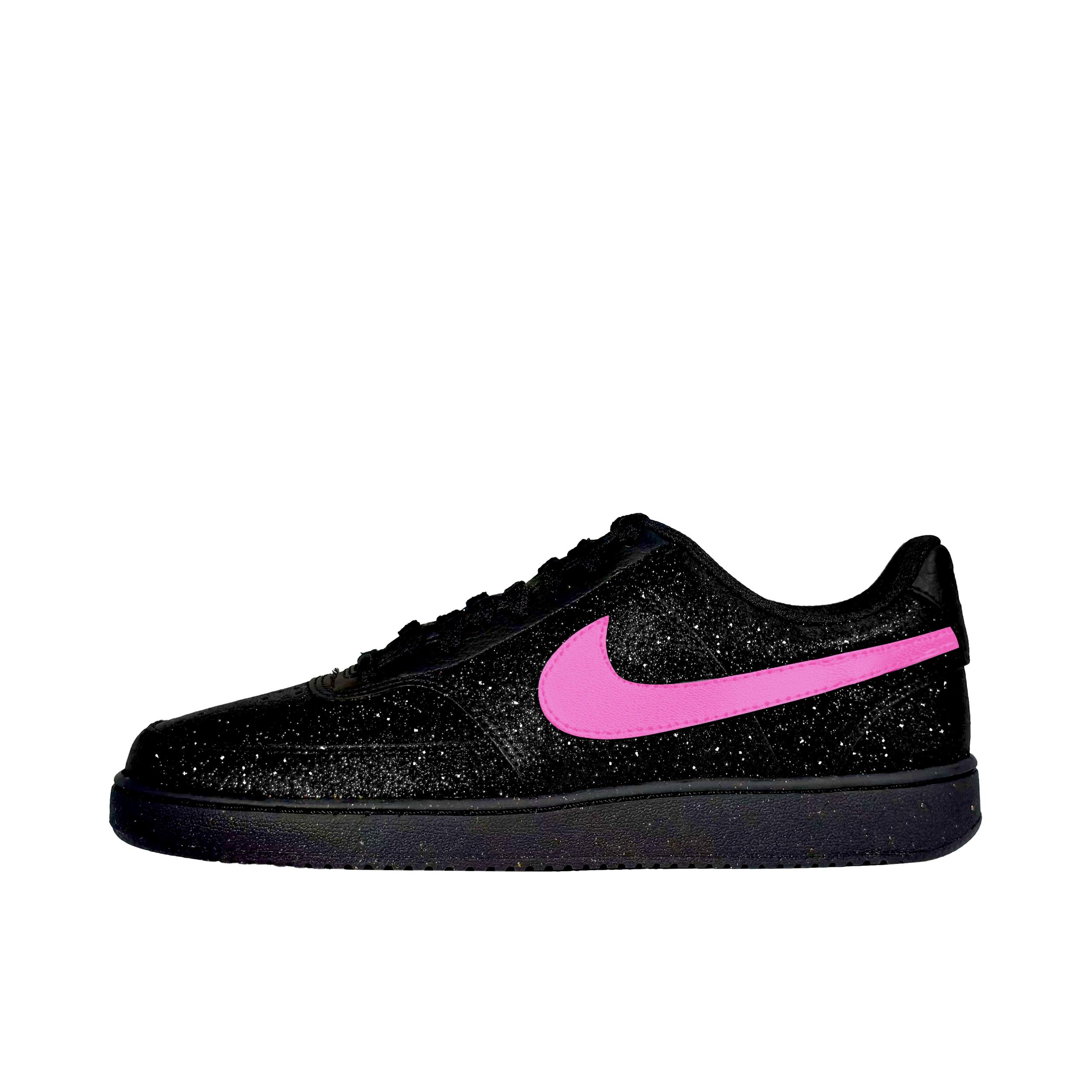 推荐商品：【定制球鞋】 Nike Court Vision 1 板鞋 防水美式简约防滑减震复古 粉满天星