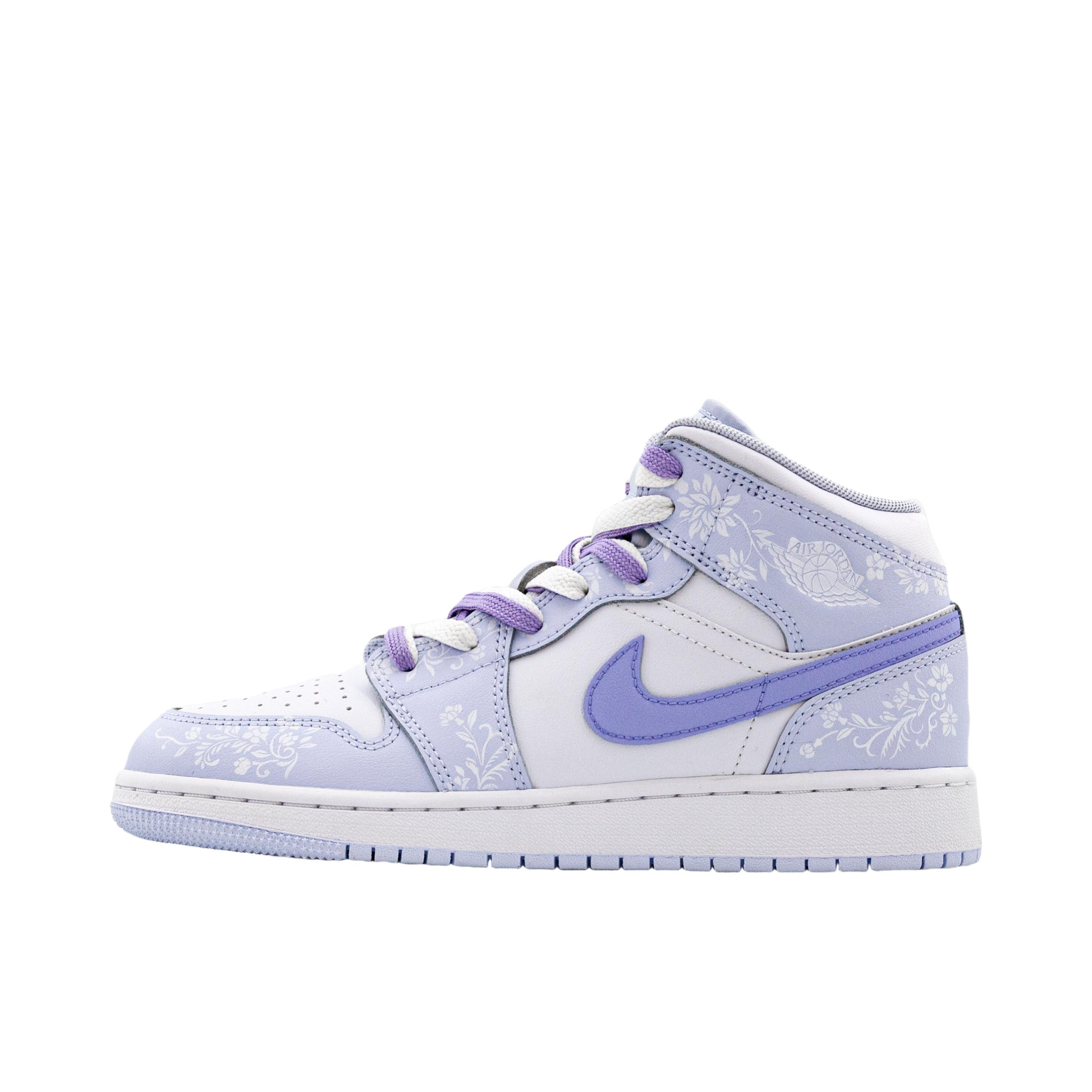 推荐商品：【定制球鞋】Air Jordan 1 减震 耐磨 透气 平跟 复古 潮流 简约 包裹性 防滑 轻便 支撑 增高 板鞋 大童/星梦花卉