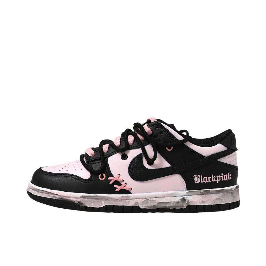 推荐商品：【定制球鞋】 Nike Dunk 板鞋 平跟系带防滑耐磨做旧高街简约百搭潮流复古美式 GS/黑粉做旧/黑色