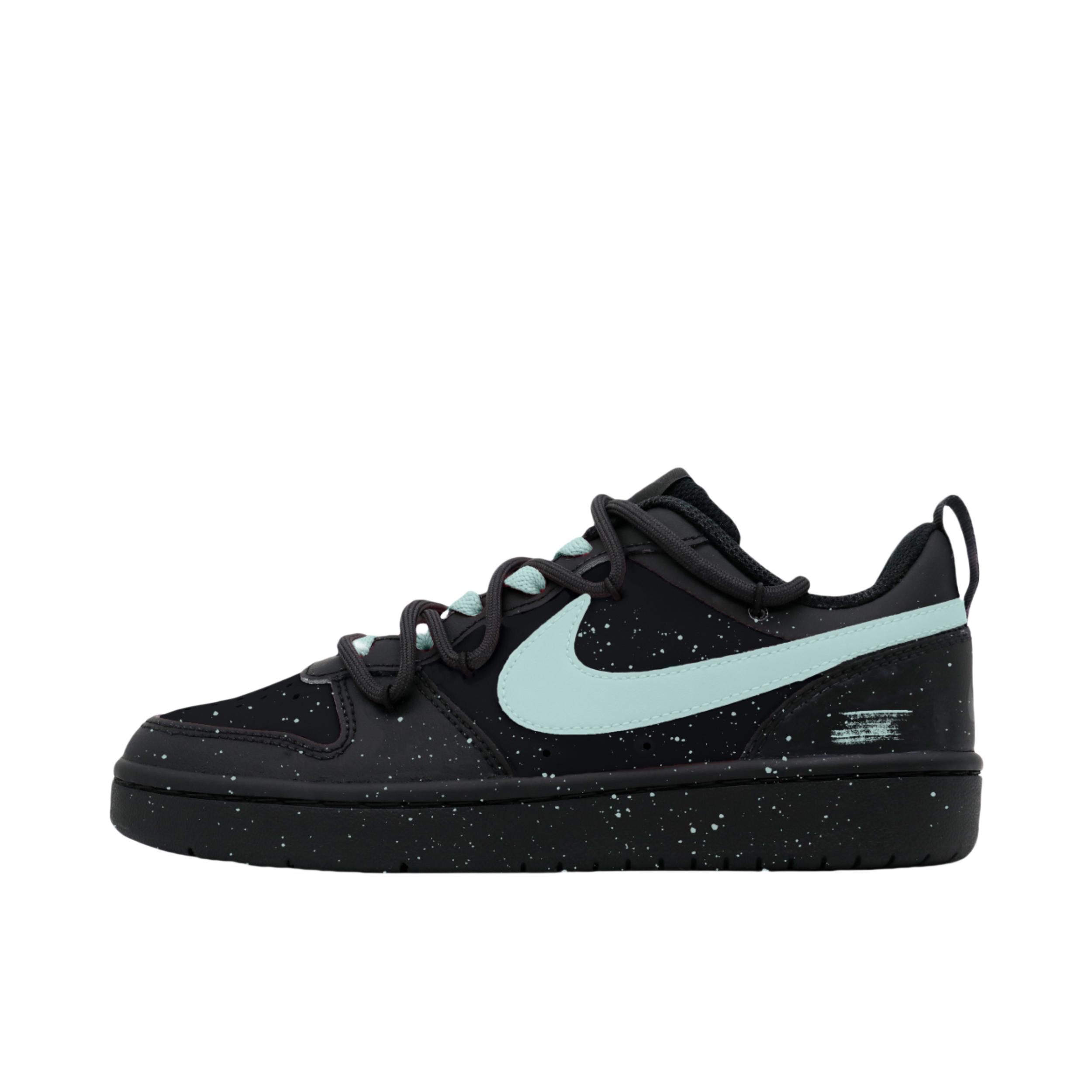 推荐商品：【定制球鞋】 Nike Court Borough 板鞋 防滑防水轻便减震手绘减龄做旧甜酷高街合成革甜妹包裹性复古婚鞋增高小白鞋薄底秋冬脏脏鞋 女款/繁星/蓝色